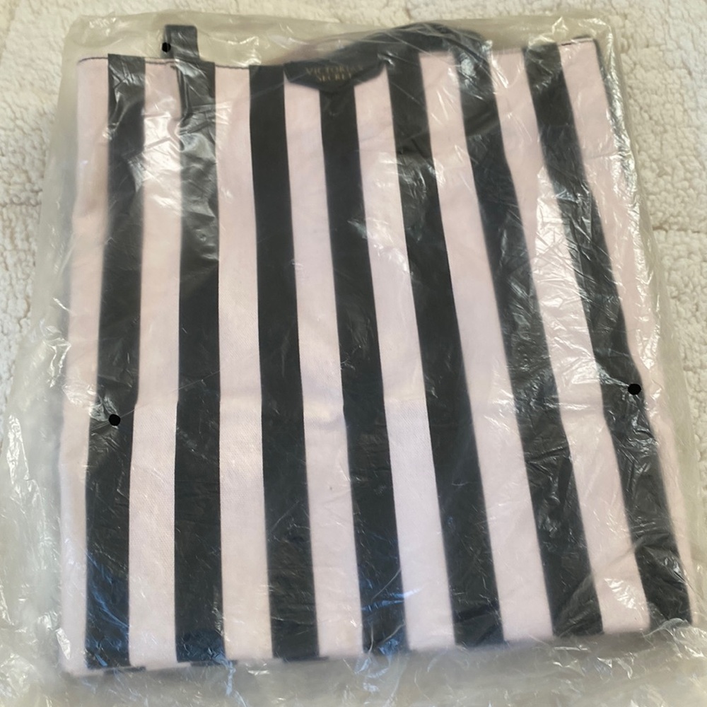 Victoria secret tote